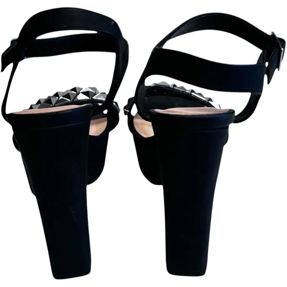 Chinese Laundry Black Studded Platform Sandals